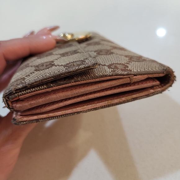 Gucci Brown Monogram Double-sided Wallet - Picture 5 of 12